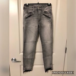 American Eagle Hi-Rise Jegging — never worn!
